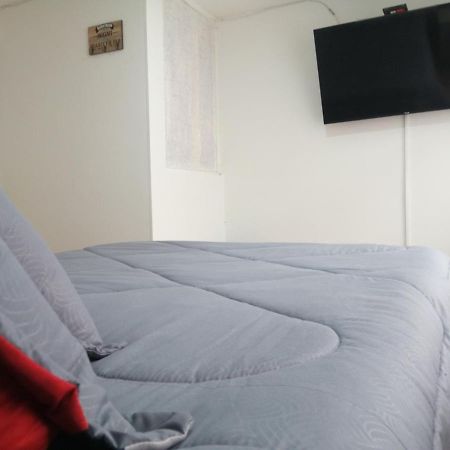 Habitacion Privada Cerca Al Aeropuerto Y Terminal Bogotá Zewnętrze zdjęcie