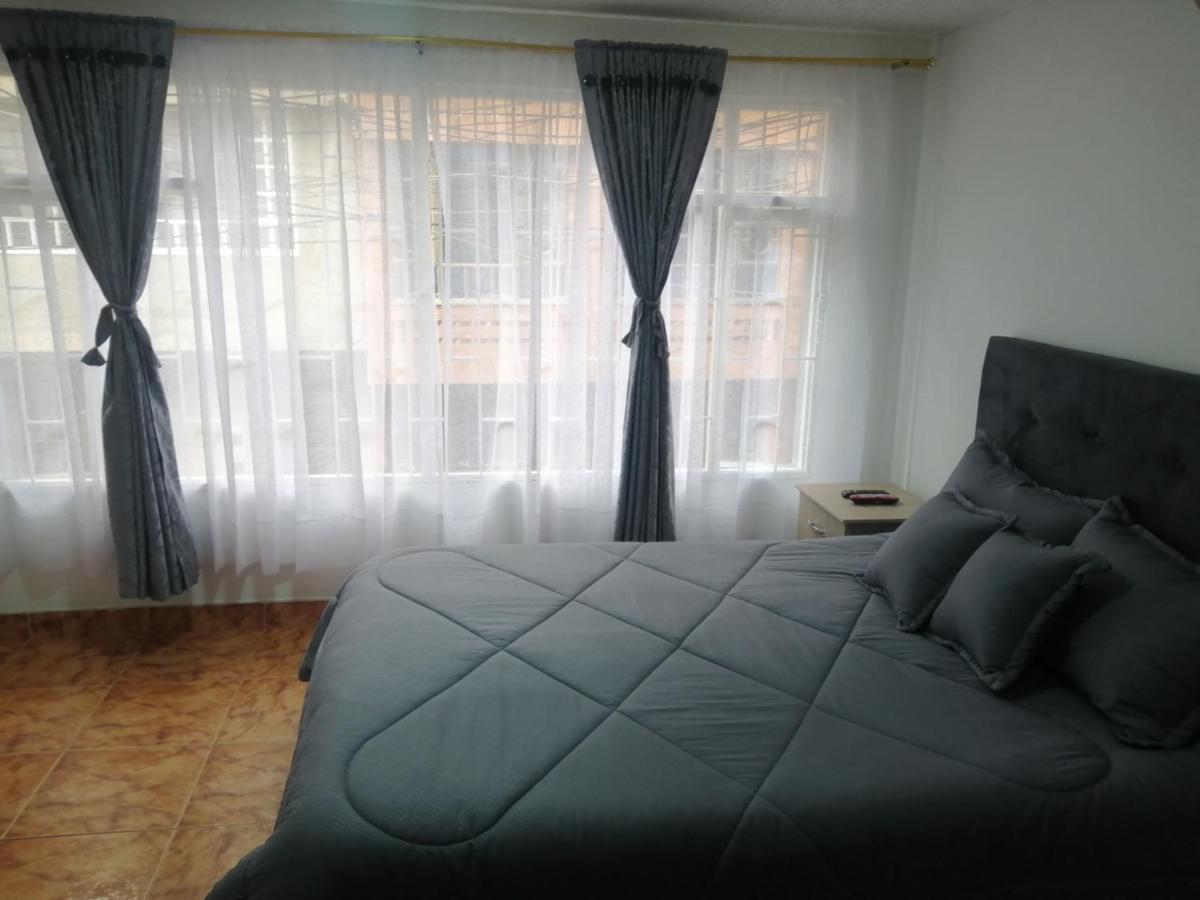 Habitacion Privada Cerca Al Aeropuerto Y Terminal Bogotá Zewnętrze zdjęcie
